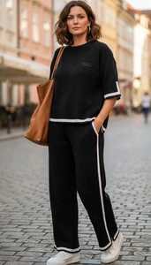 Ensemble haut à manches courtes noir et pantalon large pour femme avec bandes latérales blanches - Product Image 5