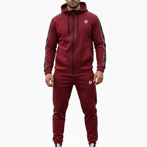 Survêtements en polyester légers pour hommes de qualité supérieure, logo personnalisé imprimé, respirants, séchage rapide, survêtements en polyester pour hommes - Product Image 1