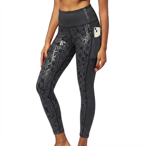 Leggings de sport pour femmes de qualité supérieure, très vendus, sans couture, respirants, séchage rapide, couleur unie, pour la course à pied, la gym et le yoga. - Product Image 1