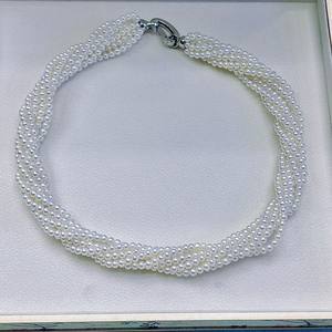 Collar de Perlas con Dije Súper Inmortal de Moda 2025, Collar de Clavícula de Diseño Único y Lujo Ligero para Mujer - Product Image 1