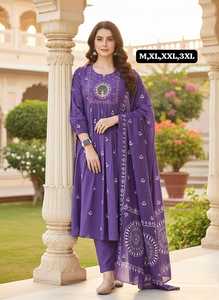 Women's Embroidered Work Cotton <b>Kurti</b> And Pant With Mul Mul Dupatta Set Ready To Wear - Product Image 2