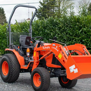 Tractor Cargador de Ruedas Kubota LA424, Tracción en las 4 Ruedas, Transmisión por Engranajes, 20 HP, Tractor Agrícola Utilitario con Cucharón Frontal - Product Image 6
