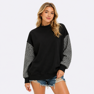 Sudadera Oversize de Cuello Alto para Mujer, con Mangas a Cuadros y Estampado de Letras Personalizable, Ideal para Invierno y Fiestas - Product Image 1