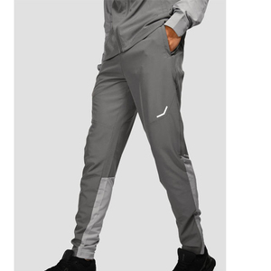 Ensemble veste coupe-vent et pantalon pour homme avec logo personnalisé élégant pour un usage décontracté et des performances sportives - Product Image 3