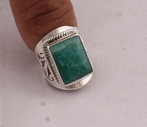 Bague en émeraude vintage en gros, style antique, en argent sterling 925, fournisseur de bijoux, style victorien - Product Image 5