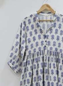 Robe Tunique Midi Simple Faite à la Main en Coton 100% Respirant à Imprimé Floral Artisanal pour Femme avec Taille Naturelle |   Qualité d'exportation - Product Image 3