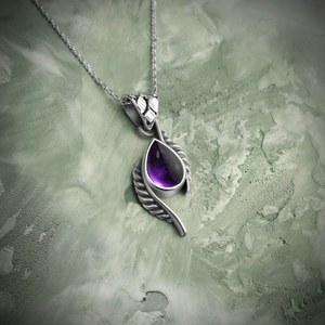 Pendentif Feuille d'Améthyste Plaqué Or Fait Main, Monture en Argent Sterling 925, Bijoux de Fiançailles, Exportateur OEM Inde - Product Image 6