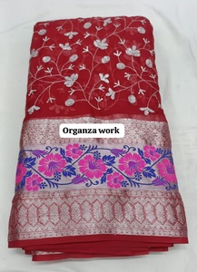 Tela ligera de organza suave, perfecta para prendas nupciales exquisitas, ideal para disfraces o kurtis. - Product Image 2