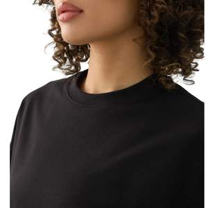 Nuevo Conjunto de Camiseta Negra Oversize y Pantalones Jogger para Mujer, Ropa Deportiva de Algodón de 2 Piezas, Chándal con Logotipo Personalizado al por Mayor - Product Image 1