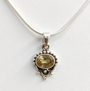 Pendentif en pierre de citrine tendance au design vintage, 1,7 gramme, bijoux légers pour cadeau, toutes occasions - Product Image 3
