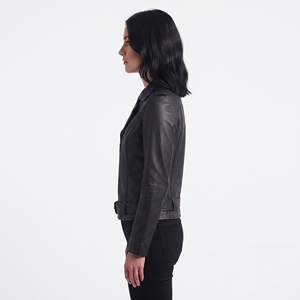 Chaqueta de Motociclista de Cuero Genuino para Mujer, Diseño Ajustado Profesional, con Botones y Cinturón en la Cintura - Product Image 3
