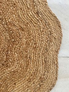 AISHA FABS Luxury Designer Handmade Braided Abstract <b>Jute</b> Flat Pile Dhurrie <b>Rug</b> Eco-Friendly Modern Indoor Outdoor Home - Product Image 4