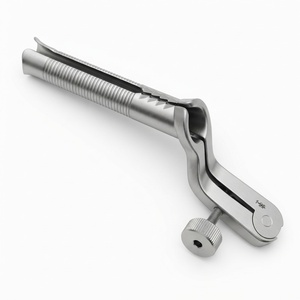 Experimente una visibilidad quirúrgica excepcional y una retracción fiable de tejidos durante procedimientos espinales con nuestro equipo de precisión. - Product Image 1