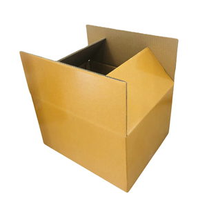 Caja de Embalaje de Papel Kraft Corrugado Reciclable Ecológico de Lujo al por Mayor con Etiqueta Personalizada para Regalos de Bebidas y Comercio Electrónico - Product Image 1