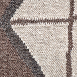 Tapis DECORDEC en laine tuftée à la main, motif losanges imbriqués, antidérapant, écologique, à poils moyens et épais, idéal pour les hôtels - Product Image 3