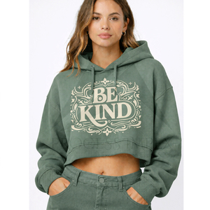 Sweat-shirt à capuche court vert pour femme, imprimé « Be Kind », en coton décontracté avec poches, pour l'automne - Product Image 1