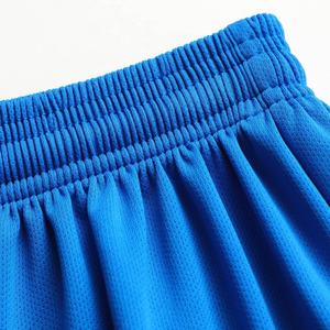 Conjunto de Camiseta de Fútbol Personalizada Unisex con Cuello en V y Manga Larga, Pantalones Cortos Azules, Impresión por Transferencia de Calor, Absorbe la Humedad, 100% Poliéster Elástico - Product Image 5
