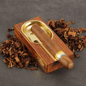 Cenicero de Madera Pura con Diseño Elegante de Grano Natural - Product Image 4