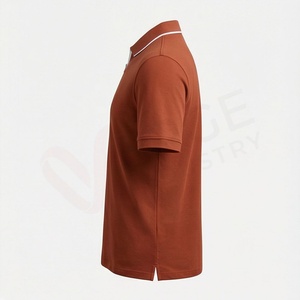 เสื้อโปโลผู้ชายสีสนิม แขนสั้น ผ้าถัก มีซิป ดีไซน์เรียบง่าย สวมใส่สบาย ทรงปกติ - Product Image 3