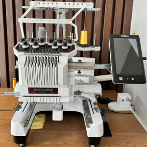 Meilleure qualité, nouveau modèle pour la machine à broder Entrepreneur Pro X PR1050X - Product Image 4