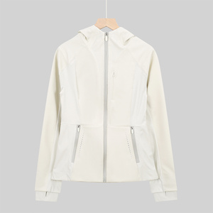 เสื้อแจ็คเก็ตกันลมแบบมีฮู้ดสำหรับผู้ชาย เดินป่าได้ ปรับแต่งได้ ผลิตจากโพลีเอสเตอร์ 100% ขายส่งสำหรับฤดูหนาว - Product Image 5