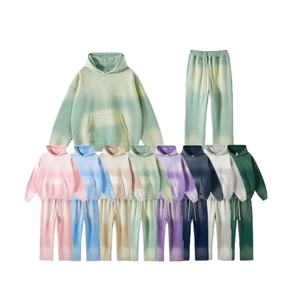 Ensemble de survêtement décontracté léger personnalisé pour l'hiver |   Survêtement pour homme en coton 100% respirant et coupe-vent avec broderie vieillie - Product Image 1