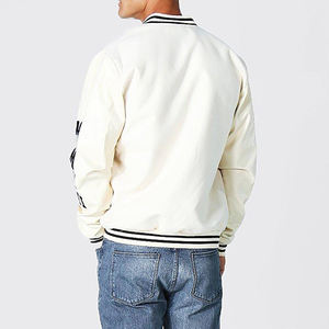 เสื้อแจ็คเก็ตวาร์ซิตี้ผู้ชายแบบลำลองสั่งทำพิเศษ คอตั้ง คุณภาพพรีเมียม มีให้เลือกหลายสี - Product Image 3