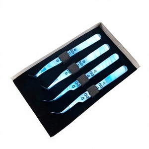 Juego de 5 Pinzas para Pestañas con Recubrimiento de Plasma Azul, Diseño de Corazón en Acero Inoxidable, 4 Piezas con Empaque en Caja Blanca - Product Image 4