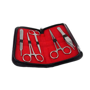 Kit de Cirugía Menor Estéril, Juego de Instrumentos Quirúrgicos de Acero Inoxidable, Kit Médico Reutilizable con Tijeras, Pinzas y Espátula para el Cuero Cabelludo - Product Image 1