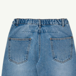 Pantalones de mezclilla premium para niños, estilo Factory Trend, con lavado suave y cierre de botón, servicio OEM, diseño con logotipo. - Product Image 6