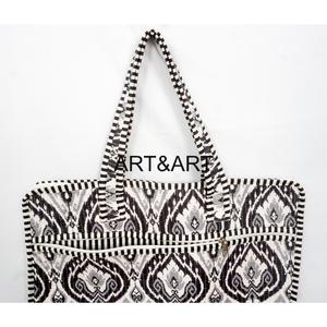 Hermosa Bolsa de Lona para Portátil, Hecha a Mano, con Estampado Floral, Acolchada, Suave, de Alta Calidad, para Uso Diario y Viajes, Duradera - Product Image 5