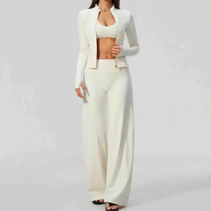 Conjunto de Yoga de 3 Piezas: Chaqueta con Cremallera y Cuello Alto, Sujetador Cruzado, Leggings Acampanados de Cintura Alta, Leggings Anchos de Cintura Alta, Conjuntos de Entrenamiento Personalizados - Product Image 3