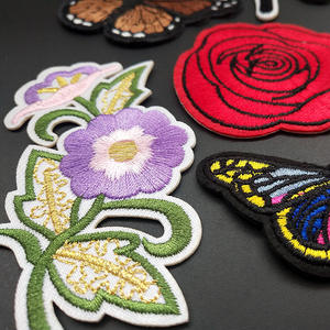Meilleures ventes : Patch brodé thermocollant motif raquette de tennis pour casquettes, chapeaux, sacs, vestes, vêtements de sport DIY, vente en gros usine - Product Image 6
