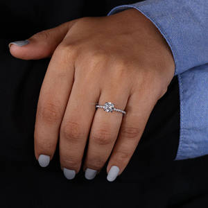 Anillo solitario de diamante cultivado en laboratorio, promesa simple y propuesta, compromiso y anillo de aniversario, certificado IGI para esposa o novia - Product Image 6