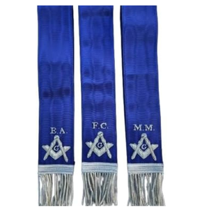 Écharpe maçonnique personnalisée bleue brodée avec ruban et badge à franges avec épingle pour cérémonie et uniforme - Product Image 1