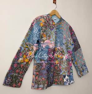 Chaqueta de exterior acolchada Kantha tejida a mano para mujer, con estampados florales hechos a mano, diseños vintage de patchwork, reversible, de algodón, para invierno. - Product Image 4