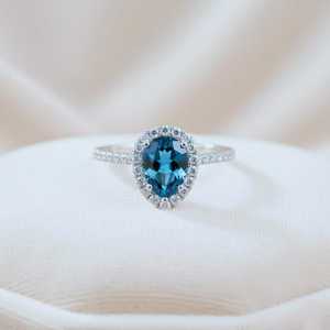 Bague de fiançailles en topaze bleue de Londres, pierre de naissance de septembre, en argent sterling 925, élégante bague en pierre précieuse bleue, bijoux - Product Image 2