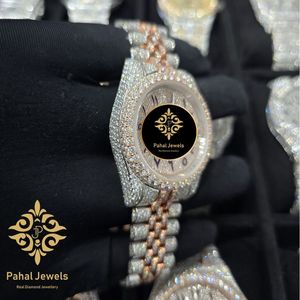 นาฬิกาเพชรหรูสำหรับผู้หญิง Pahal Jewels ตัวเรือนสแตนเลสขนาด 41 มม. หน้าปัดอนาล็อก คริสตัลแซฟไฟร์ ระบบกลไก แสดงวันที่ - Product Image 2