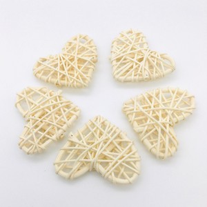 Corazones de ratán tejidos a mano, suministros al por mayor, decoración de San Valentín, adorno navideño en forma de corazón. - Product Image 2