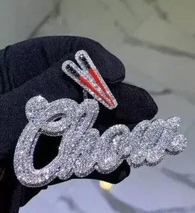 Boucles d'oreilles clous personnalisées en argent sterling pour femme avec moissanite véritable taille ronde 3 carats et diamant Tishya plaqué or - Product Image 5