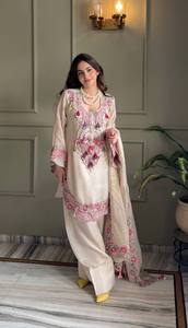 Designer Embroidered Pakistani Suit Set for Women Premium Cotton Kurta Pant Dupatta Festive Wear Party Wear Ethnic Salwar Kameez - Product Image 3