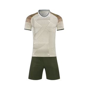 Conjunto de Uniforme de Fútbol Geométrico Verde para Hombre RA, Cuello en V, Manga Corta, Transpirable y que Absorbe la Humedad - Product Image 2
