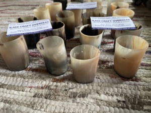 Copa de Cuerno de Búfalo Natural Pulida y Hecha a Mano de ILAHI, Diseño Animal Feng Shui, Estilo Vikingo, Ecológica - Product Image 5