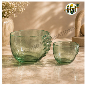 Ensemble de bols en verre vert faits à la main, style vintage, vaisselle décorative, plat de service - Product Image 1