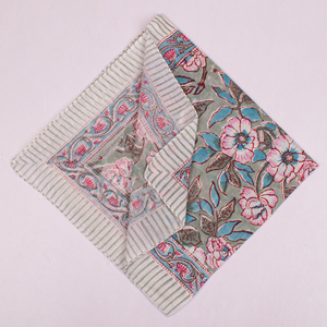 Écharpe carrée en coton imprimé floral faite à la main, accessoire de mode multifonctionnel, style bohème printemps-été - Product Image 6