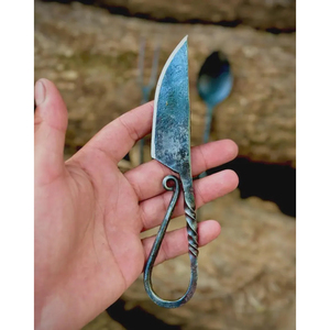 Ensemble de couverts de camping à manche torsadé avec couteau, cuillère et fourchette dans une pochette en cuir pour la cuisine en plein air - Product Image 2
