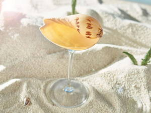 Verres à vin et à cocktail en coquillages faits à la main, décoration de mariage sur la plage sur mesure, verre à vin en coquillages fait à la main, décoration de plage côtière pour mariage - Product Image 5