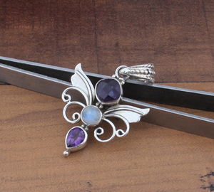 Collar con Colgante de Amatista Arcoíris Único, Plata 925 Chapada en Platino, Estilo Vintage, Joyería Natural, Gema Geométrica - Product Image 3