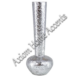 Jarrón de Metal de aluminio de cerámica elegante moderno de Axiom Home Accents Chic Silver elegante para el hogar Oficina Uso decorativo Florero de piso - Product Image 1