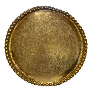 Accessoire de table décoratif en laiton antique Mandi Thal pour événements de mariage et festivals culturels, collection de service - Product Image 1
